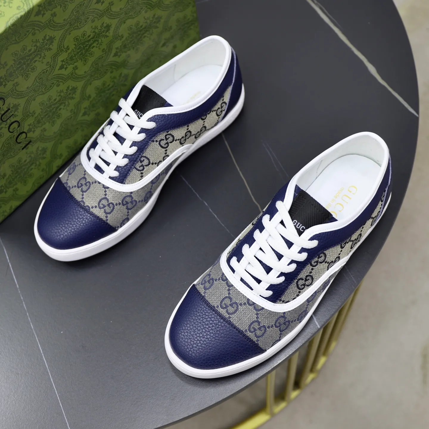 Men's shoes: 400💰🙅‍♂️🙅‍♂️🙅‍♂️ Brand: GUCCI Standard code: 38-44 Grade: Same as the official website Material: Original leather splicing Comfortable sheepskin lining Lightweight wear-resistant outsole Style category: Men's fashionable casual shoes Running sneakers Distinguished luxury brand elements Top luxury Color: Actual picture color
